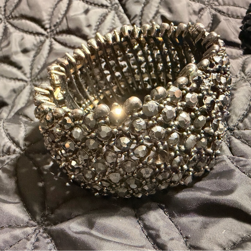 Sparkling Silver Crystal Stretch Bracelet - Women Jewelry